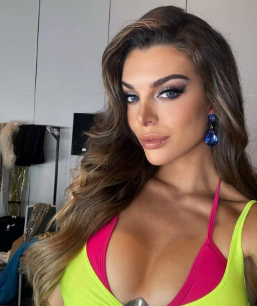 Κωνσταντίνα Σωτηρίου: Η Ελληνίδα δασκάλα που επέλεξαν στις 20 ομορφότερες γυναίκες του κόσμου