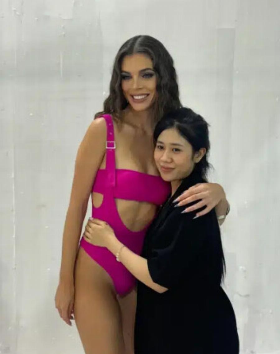 Κωνσταντίνα Σωτηρίου: Η Ελληνίδα δασκάλα που επέλεξαν στις 20 ομορφότερες γυναίκες του κόσμου