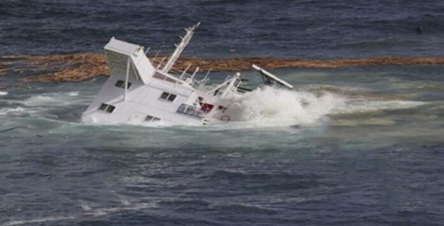 «Μας παίρνει στον βυθό! SOS»: Ένα λάθος μετέτρεψε ελληνικό πλοίο σε υγρό τάφο 128 ψυχών