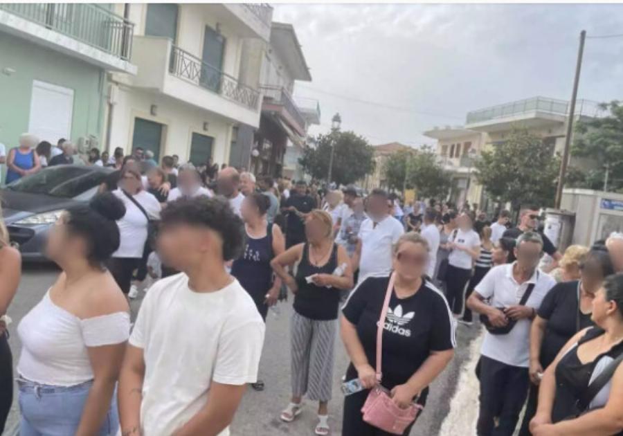 Έκαψαν το σπίτι του 37χρονου δολοφόνου της 11χρονης Βασιλικής