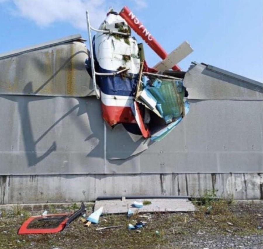 Απίστευτο ατύχημα – Ελικόπτερο συνετρίβη σε κτίριο – Αναφορές για θύματα