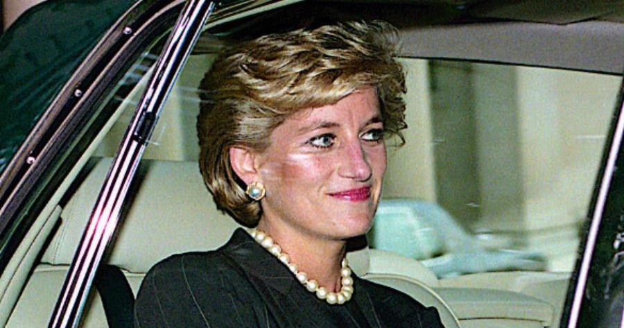 Είπε μόνο 4 λέξεις: Πυροσβέστης αποκαλύπτει τα τελευταία λόγια της Νταϊάνα 27 χρόνια μετά το τραγικό τέλος