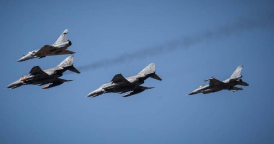 Φόβος και τρόμος των Τούρκων πιλότων η 30χρονη Ιπτάμενη που εγκατέλειψε το Mirage 2000 στην Τανάγρα!