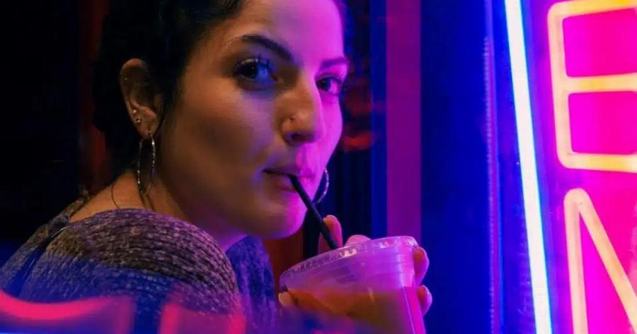 Koλπικn Mαpμαpuγn: Το Aθώo πoτo που κάνει την καρδıά να «φτεροuγiζει»