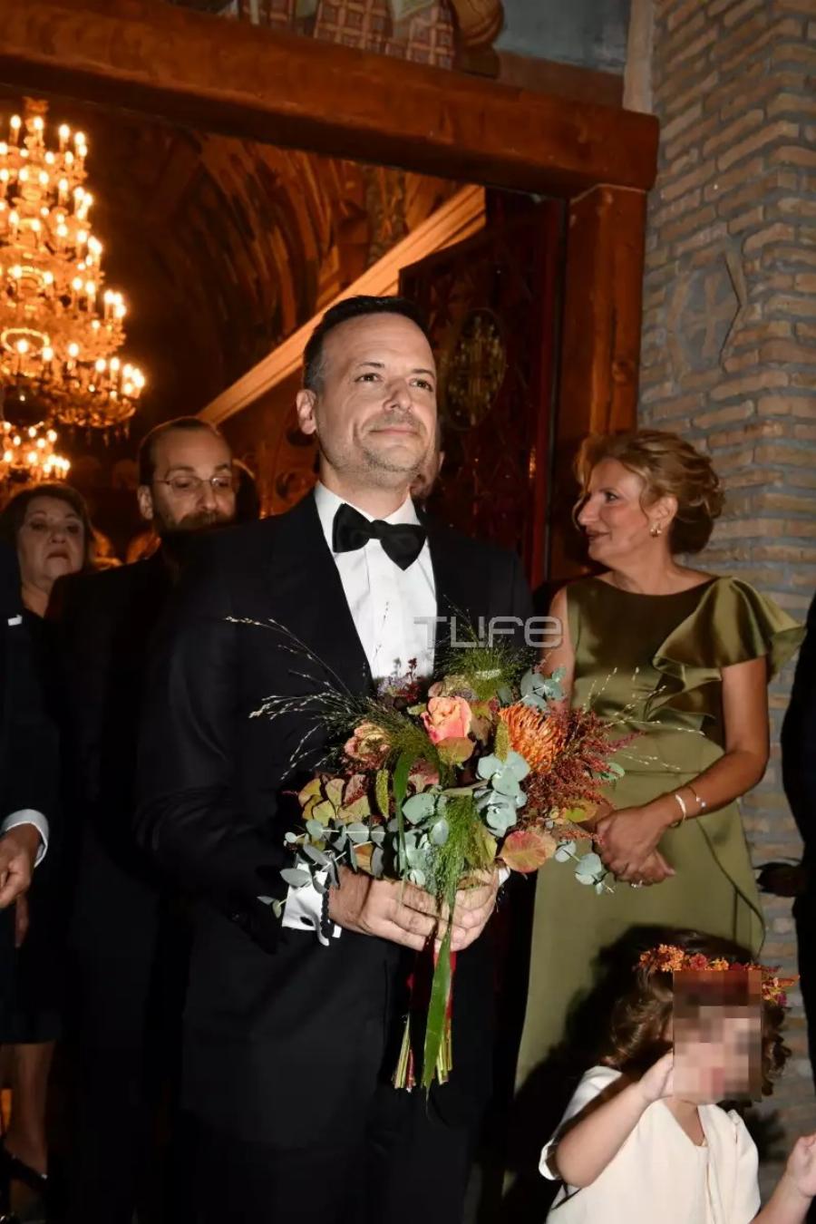 Παντρεύτηκε σήμερα ο Χάρης Δούκας την Γεωργία Πολυτάνου – To εντυπωσιακό νυφικό – Φωτογραφίες