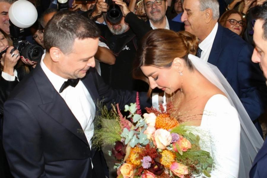 Παντρεύτηκε σήμερα ο Χάρης Δούκας την Γεωργία Πολυτάνου – To εντυπωσιακό νυφικό – Φωτογραφίες