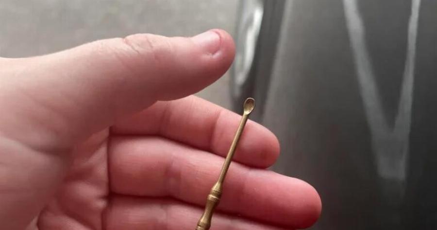 “Βρήκα αυτό σε ένα παζάρι αλλά δεν έχω ιδέα τι είναι. Σκέψεις;”