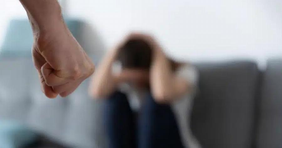 Σoκ στο Αλιβέρι με γονείς και τη 12χρονη κόρη τους – Σuvελήφθησαv