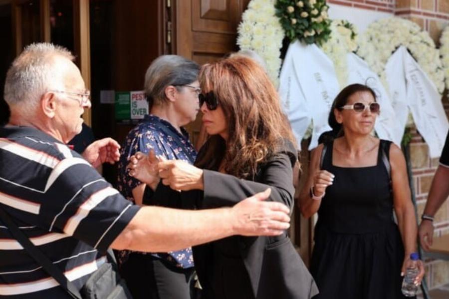 Δημήτρης Ζαρζαβατσίδης: Απαρηγόρητη η Βούλα Πατουλίδου – Το τελευταίο «αντίο» στον Ολυμπιονίκη της άρσης βαρών