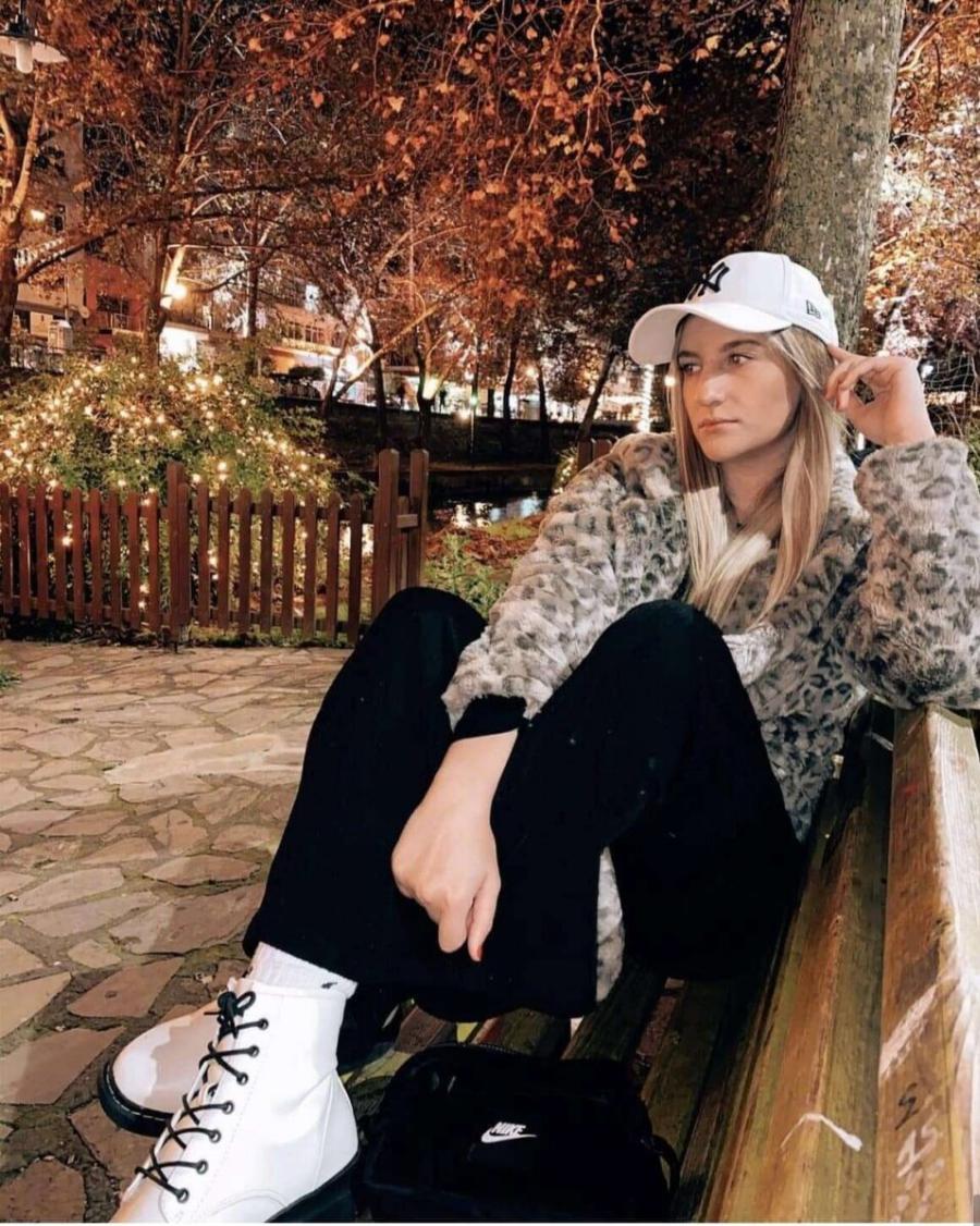 Συγκλονίζει με νέα του ανάρτηση ο Νίκος Πλακιάς: «Δεν μπορούσα να δεχθώ ότι φώναξαν ΜΑΜΑ και ΜΠΑΜΠΑ και δεν ήμουν εκεί»