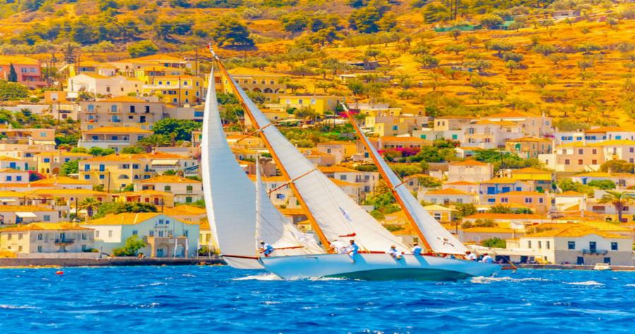 Σπέτσες: Σαν πίνακας ζωγραφικής