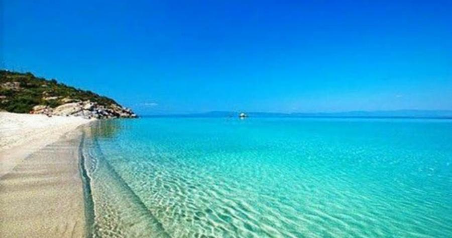 Δείτε ποιος ελληνικός προορισμός θα βουλιάξει τον Σεπτέμβριο! Η πληρότητα φτάνει το 80%!