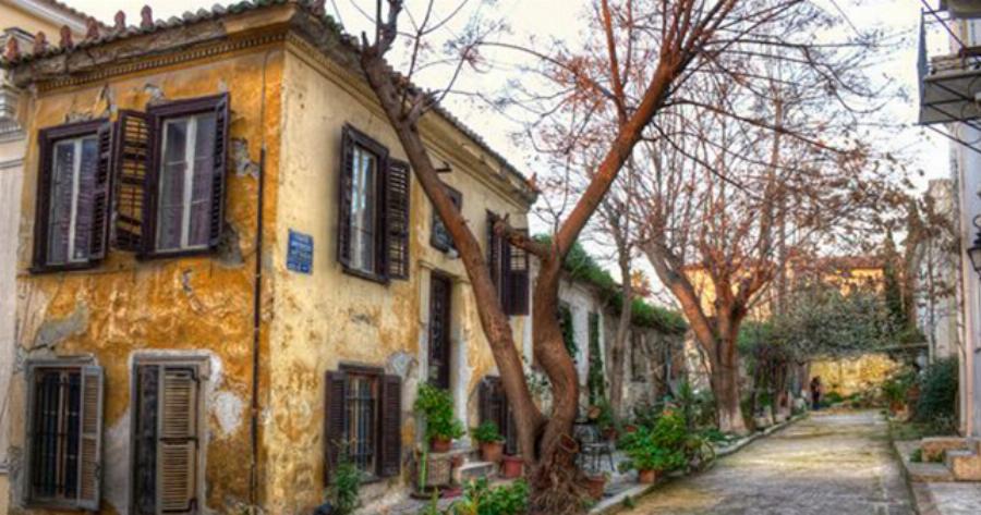 Αναφιώτικα: Η κορνίζα της Πλάκας! Πανέμορφες εικόνες γεμάτες χρώμα που θυμίζουν πίνακα ζωγραφικής!