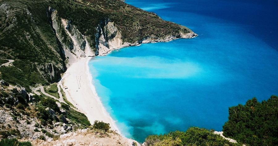 Μύρτος της Κεφαλλονιάς: Η παραλία με τα πιο σαγηνευτικά τιρκουάζ νερά!
