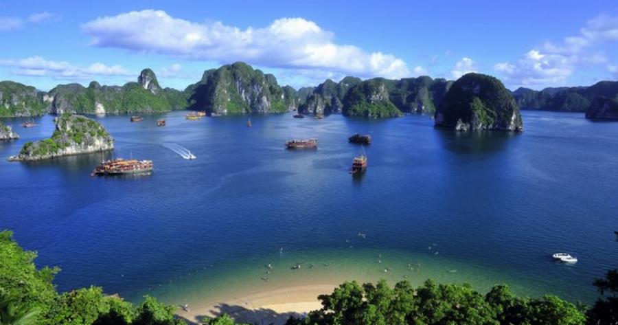 10 υπέροχες παραλίες του κόσμου που χαίρεσαι να τις βλέπεις!