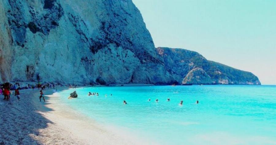 Τρίτη στον κόσμο η Ελλάδα στο διεθνές βραβείο ποιότητας «Γαλάζιες σημαίες». Η χώρα μας διαθέτει από τις καλύτερες παραλίες παγκοσμίως…