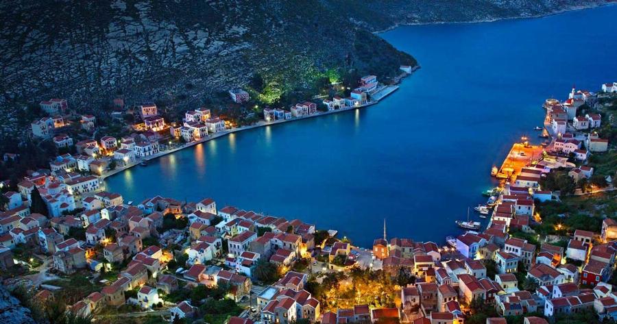 Καστελόριζο: Mια ζωγραφιά στη μέση του πελάγους!