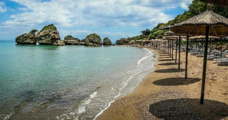 Η ελληνική παραλία που ψηφίστηκε η πιο μαγευτική του κόσμου