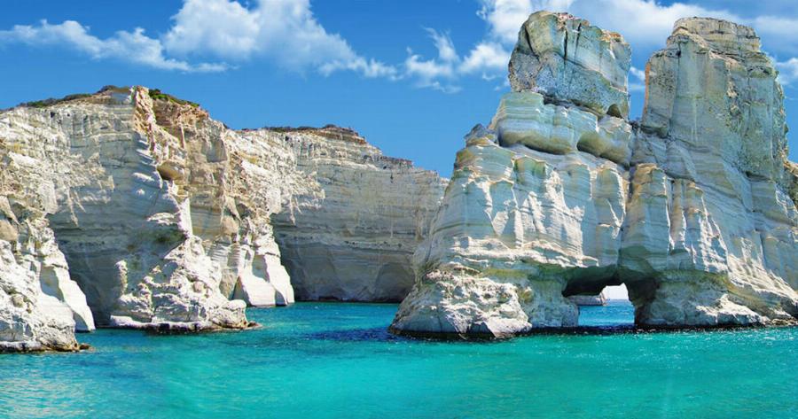 Μήλος: H ομορφιά που άφησε πίσω του ένα ηφαίστειο!