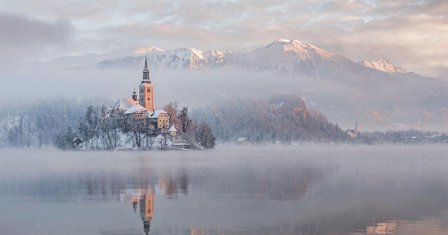 Δείτε αυτήν την παραμυθένια Λίμνη της Σλοβενίας!