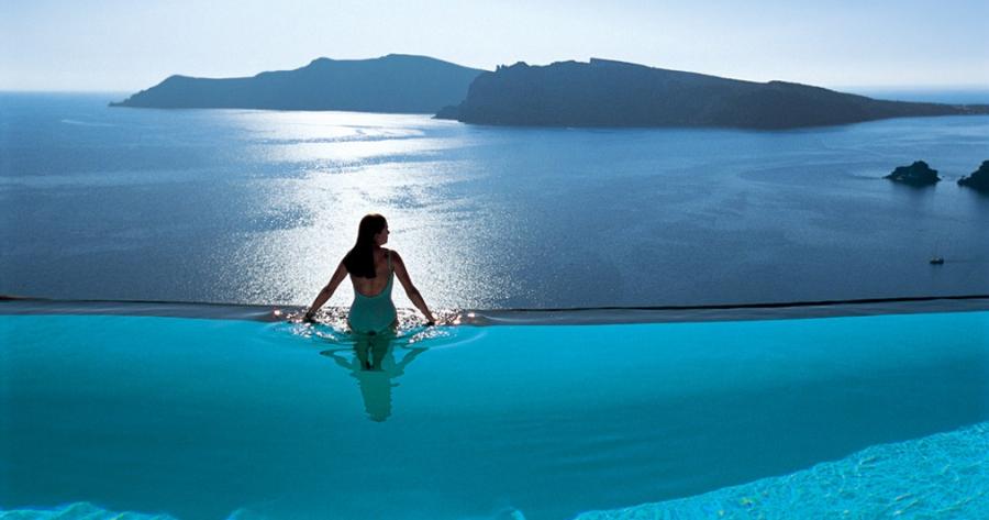 20 Εκπληκτικές Πισίνες από όλο τον Κόσμο που θα σας Μαγέψουν!