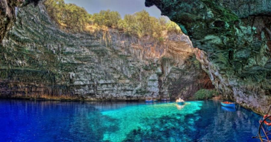 Το ελληνικό νησί με την πιο ωραία θέα στον πλανήτη