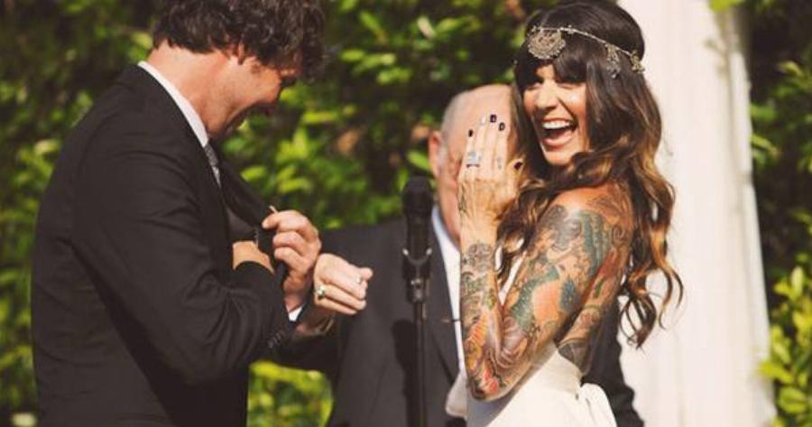 17 Νύφες με τατουάζ που φαίνονται εκθαμβωτικές τη μέρα του γάμου τους