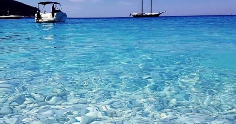 Το πιο διάσημο νησί της Ελλάδας δεν είναι ούτε η Μύκονος, ούτε η Σαντορίνη