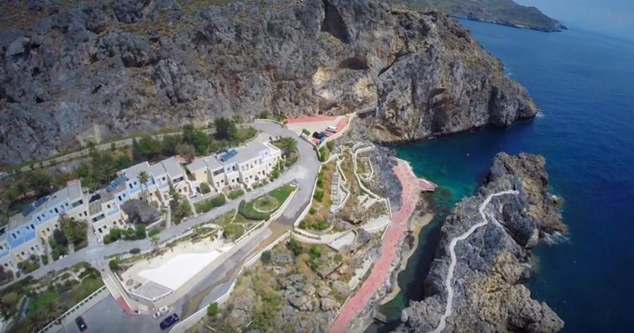 Aυτός ο κρυμμένος θησαυρός βρίσκεται στην Ελλάδα και θυμίζει νορβηγικό φιορδ