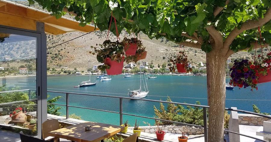 To μαγευτικό ξενοδοχείο που άνοιξε Ελληνας ηθοποιός στα τυρκουάζ νερά του πόρτο Μπούφαλο