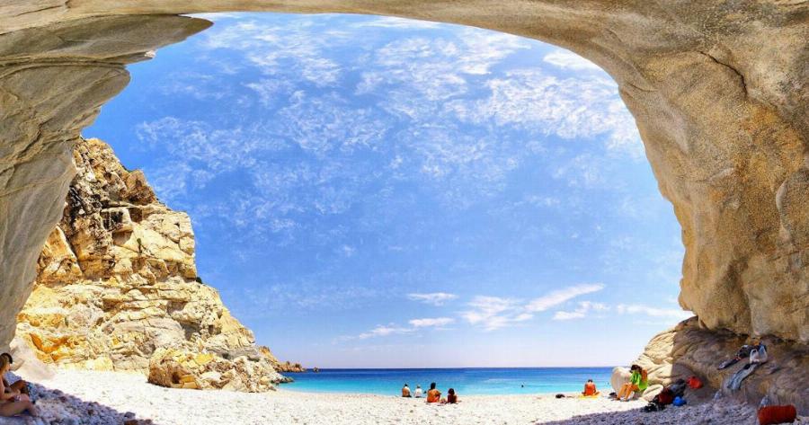 Ικαρία: Βρέθηκε βιβλίο από το 1678 που εξηγεί τα μυστικά της μακροζωίας