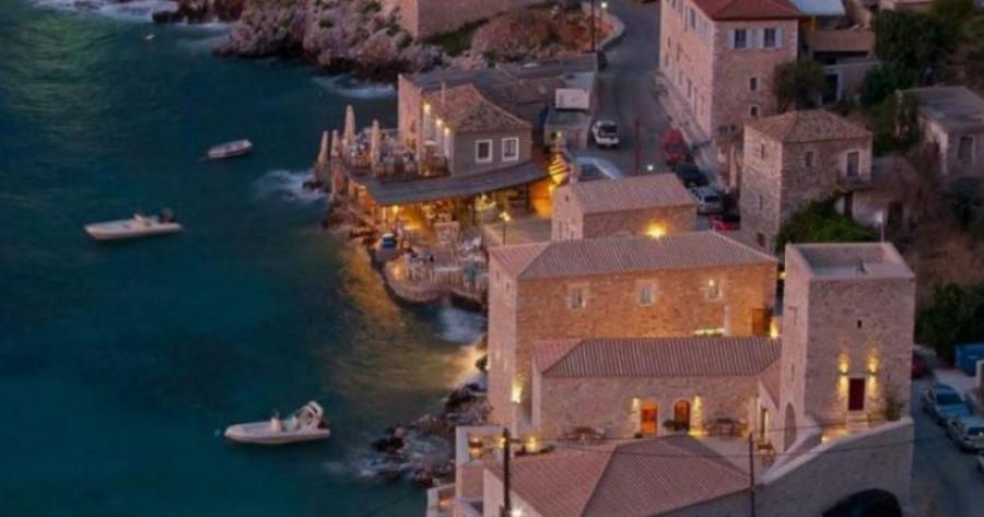 Το καμάρι της Πελοποννήσου. Πλακόστρωτα σοκάκια, παμπάλαιες εκκλησίες, πυργόσπιτα και πετρόχτιστες κατοικίες!