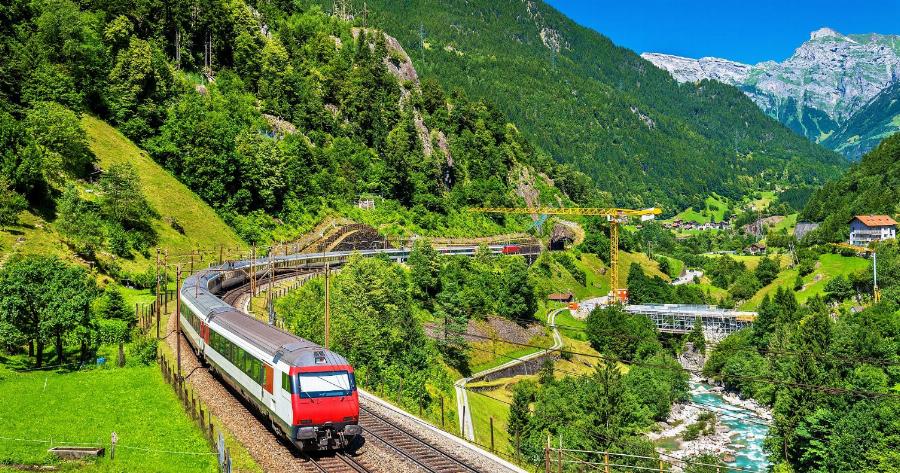 Για μία θέση στο «όνειρο»: Θεσσαλονίκη – Βαρκελώνη με τρένο