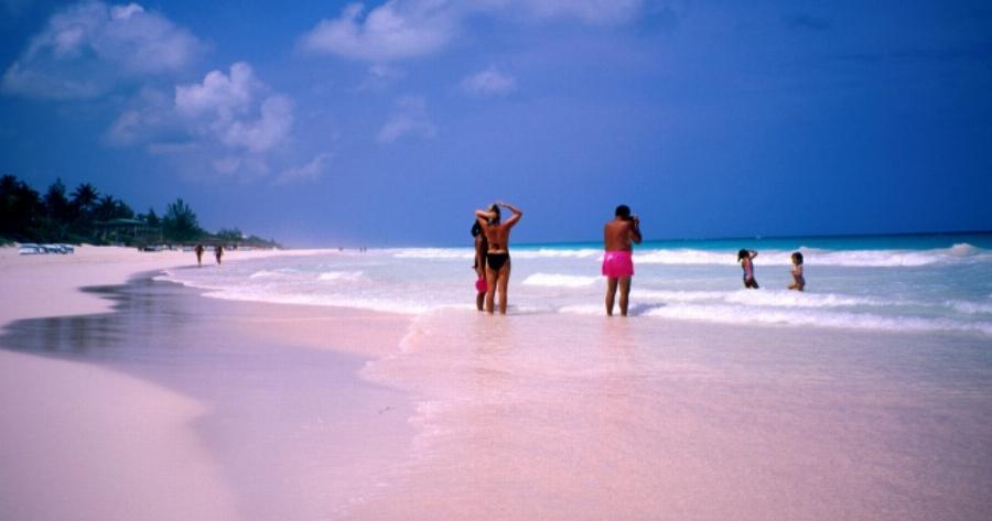 Οι 12 πιο Όμορφες Παραλίες του Κόσμου, που Αξίζει να Επισκεφτείτε στη Ζωή σας