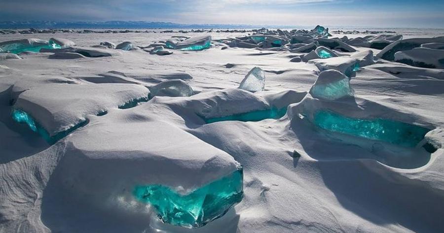 18 παγωμένες λίμνες που μοιάζουν με πίνακες ζωγραφικής. Η Ελλάδα ξεχωρίζει