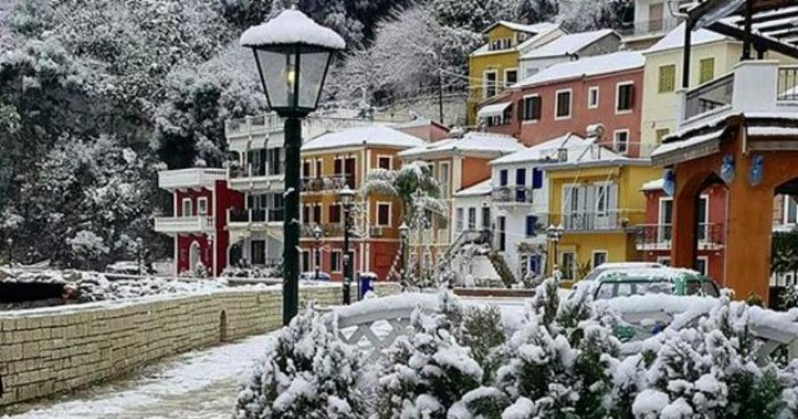 30 μέρη στην Ελλάδα που θυμίζουν παραμύθι τον χειμώνα