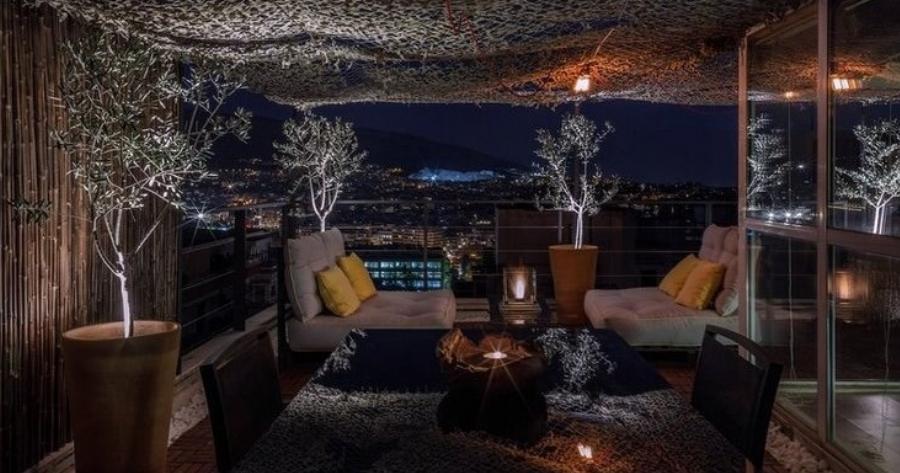 Εντυπωσιακό διαμέρισμα μόλις 25 τ.μ. στον Λυκαβηττό με θέα όλη την «Αθήνα πιάτο» λατρεύεται στο Airbnb