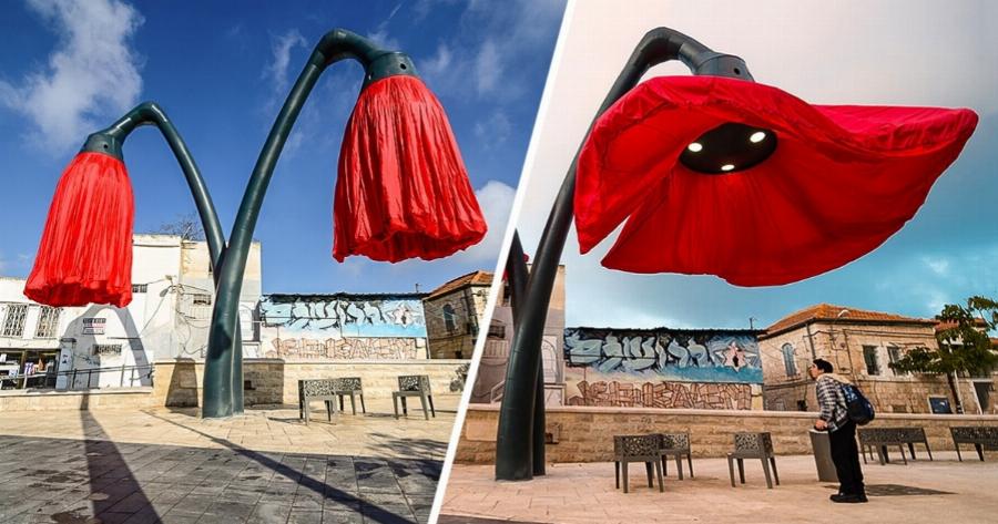 ΚΑΤΑΠΛΗΚΤΙΚΟ: Γιγάντιες Λάμπες ύψους 9 Μέτρων ‘Ανθίζουν’ κάθε φορά που ένας Περαστικός περνάει από Κάτω τους!