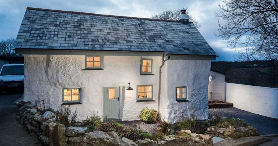 Βγαλμένο από Παραμύθι: Αυτό το Σπίτι Χτίστηκε το 1680 αλλά μόλις δείτε το Εσωτερικό του; Θα Μείνετε άφωνοι!