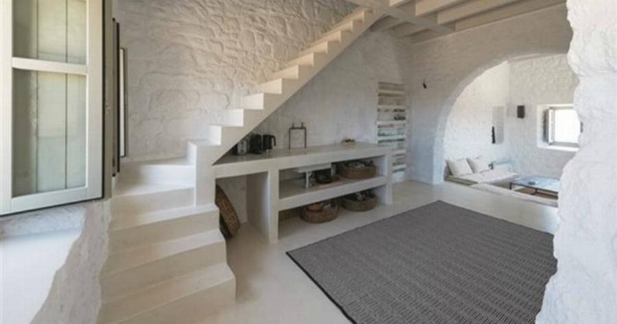 Το ωραιότερο σπίτι του Αιγαίου βρίσκεται στη Νίσυρο. Πώς από αετοφωλιά έγινε πολυτελής κατοικία