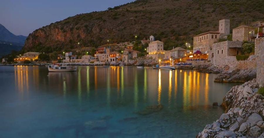 Μάνη: Σαν ελαιογραφία στα χρώματα της Άνοιξης!