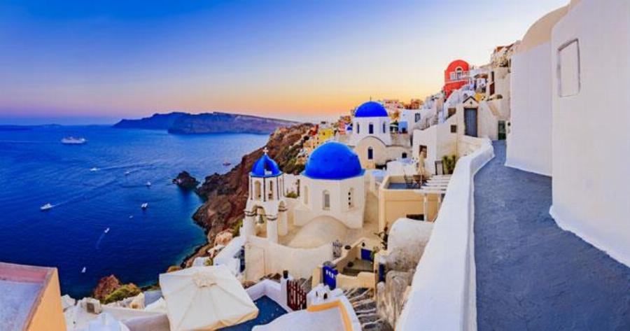 Η Σαντορίνη κορυφαίος προορισμός παγκοσμίως για φέτος