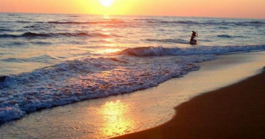 Η Μεγαλύτερη Παραλία της Ελλάδας βρίσκεται στην Πελοπόννησο. Έκταση Χιλιομέτρων η Υπέροχη Ακτή