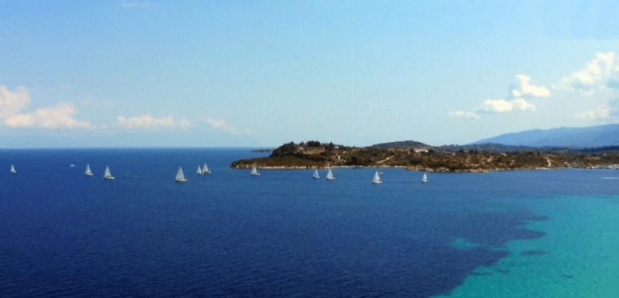 Διάπορος: Το άγνωστο εξωτικό νησάκι στη Χαλκιδική που έχει ζεστά νερά όλο τον χρόνο και καθόλου κύμα