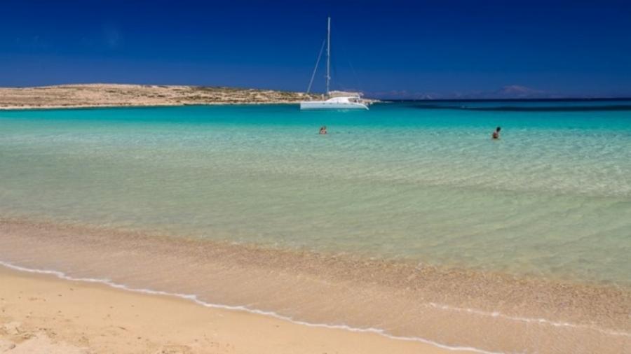 Τα δυο μικρά νησιά της Ελλάδας με τις ωραιότερες παραλίες της χώρας. Ο Παράδεισος δεν βρίσκεται μακρυά..