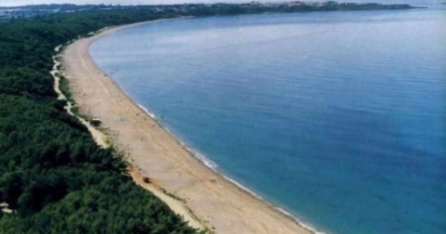 Μονολίθι Πρέβεζας: Η πιο μεγάλη παραλία της Ευρώπης – Ιταλοί και Γερμανοί στρατιώτες βομβάρδισαν με όλμους τον βράχο (ΦΩΤΟ)