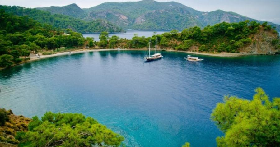 Σκιάθος: Το νησί με την απαράμιλλη ομορφιά που δεν έχει.. χωριά