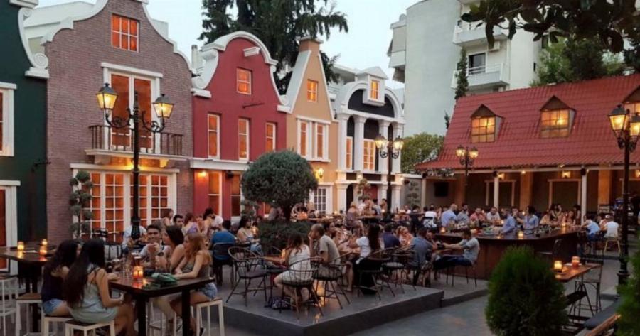 Ανακαλύψτε μια ολόκληρη Ολλανδική γειτονιά στο Χαϊδάρι με Αρχιτεκτονική και αέρα από τις Κάτω Χώρες