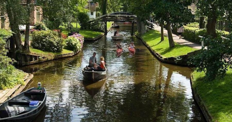 Το Πανέμορφο Χωριό Χωρίς Δρόμους που αν πάτε, δεν θα Θέλετε να Φύγετε με Τίποτα!