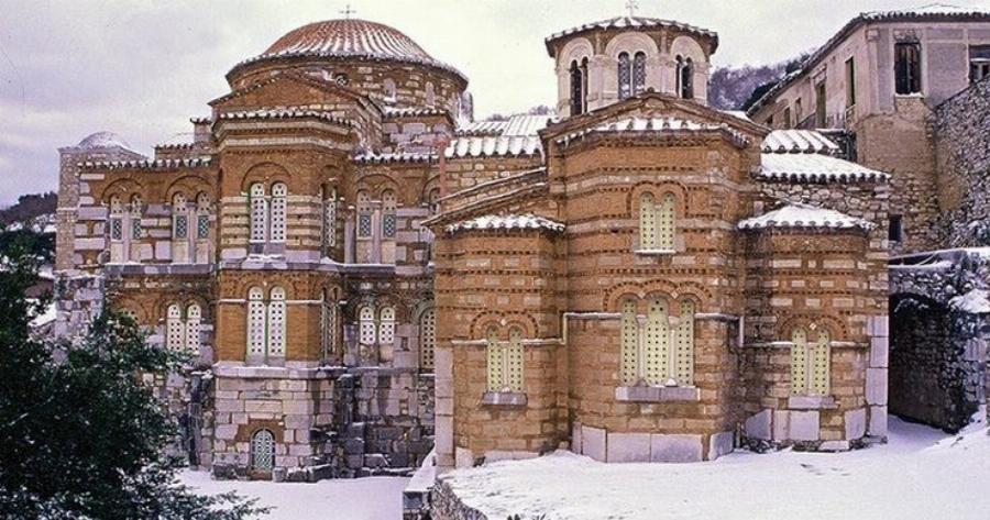 Η Αγία Σοφία της στερεάς Ελλάδος! Το μοναστήρι που θεωρείται το σπουδαιότερο βυζαντινό μνημείο της Ελλάδας του 11ου αιώνα